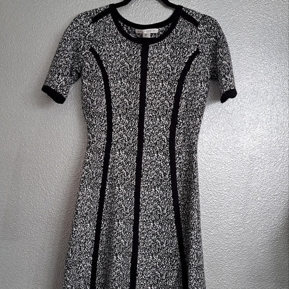 Maggie London Black & White Sweater Dress Size S - Picture 7 of 9